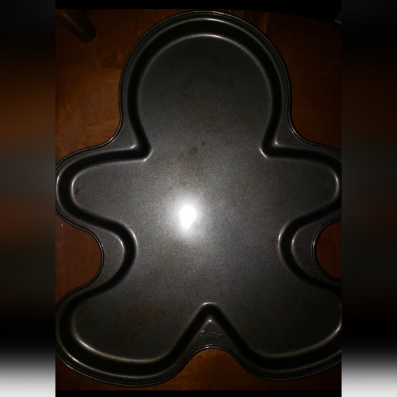 Wilton Gingerbread Sheet - Picture 2 of 4